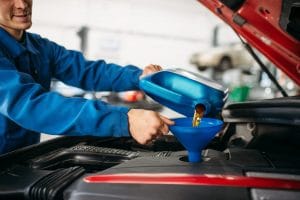 cada-cuanto-cambiar-el-aceite-del-auto luces-tablero